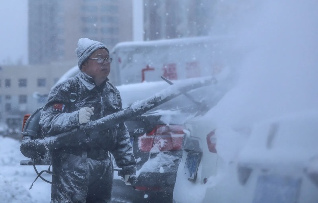 山东暴雪，银装素裹下的考验与温情